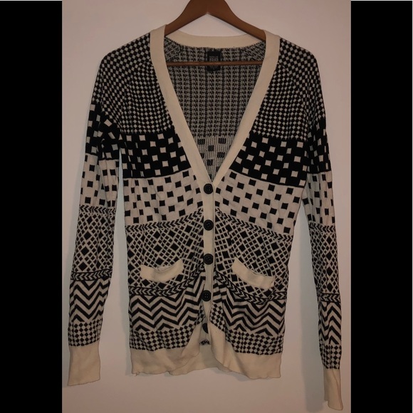 Cardigan - Picture 2 of 3